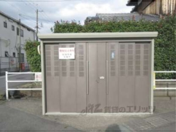 ゴミ置き場