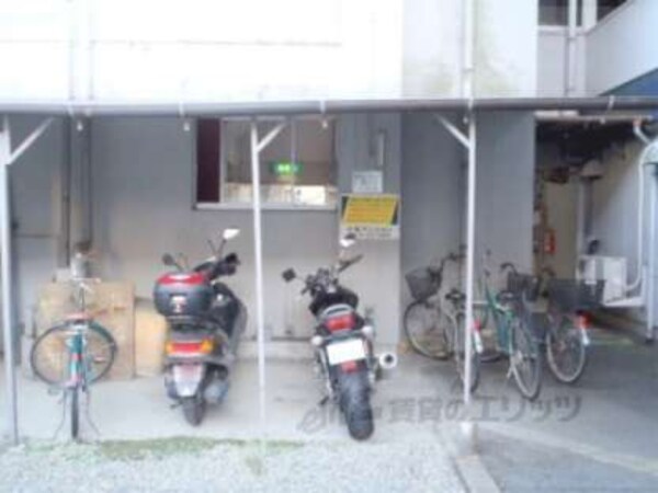 駐輪場