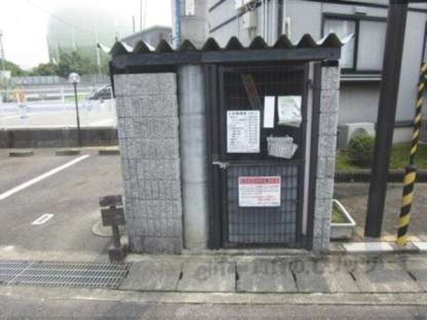ゴミ置き場