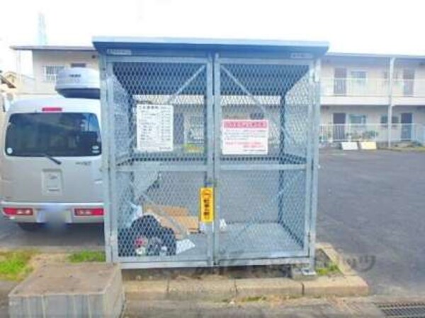 ゴミ置き場