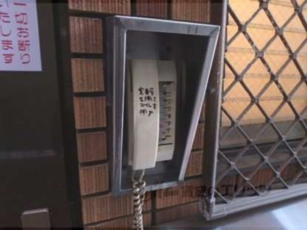 インターフォン