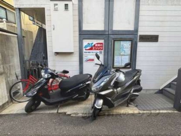駐輪場
