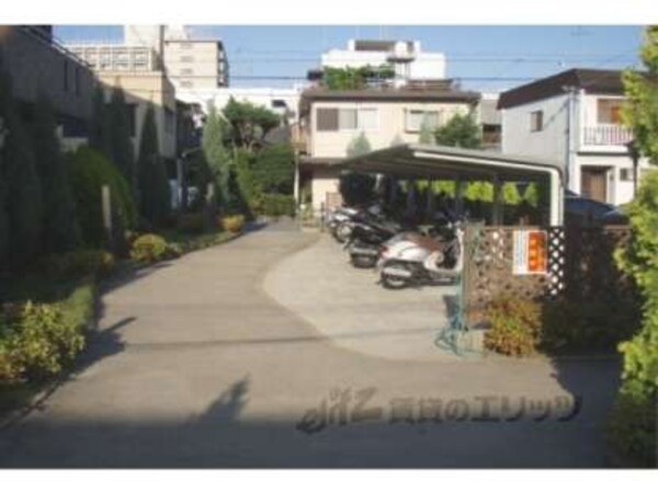 駐輪場