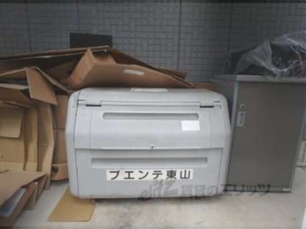 ゴミ置き場