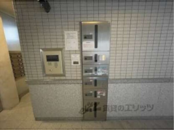 宅配ボックス