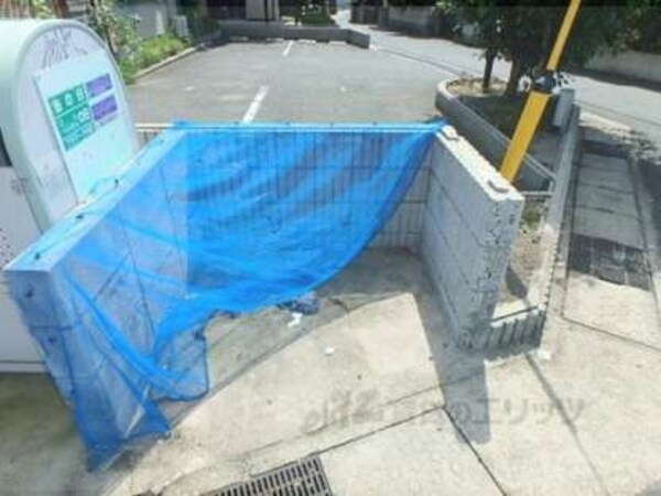 ゴミ捨て場