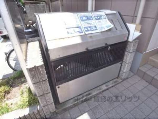 ゴミ置き場