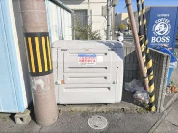 ゴミ置き場