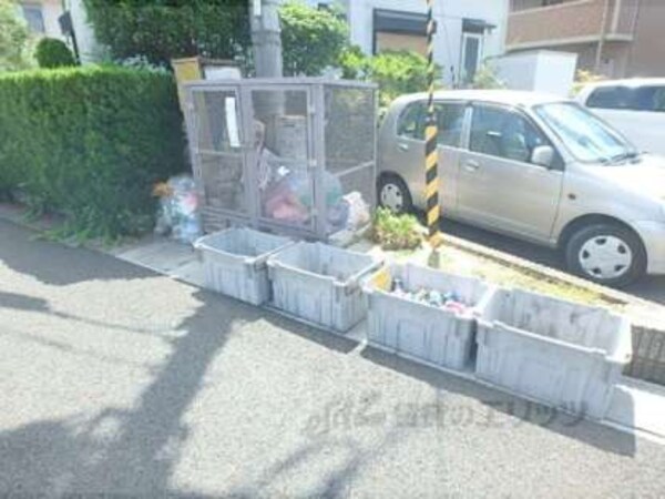 ゴミ置き場
