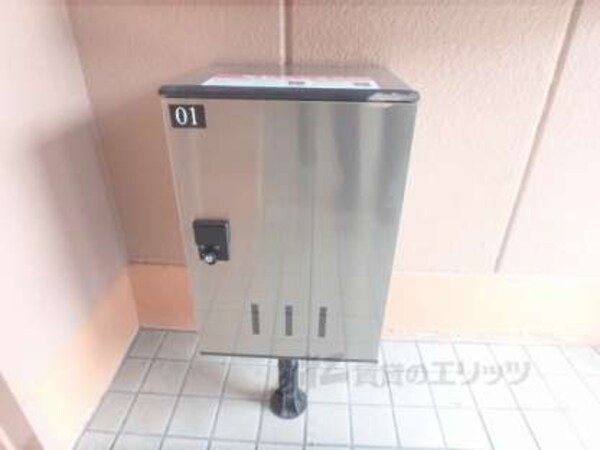 宅配ボックス
