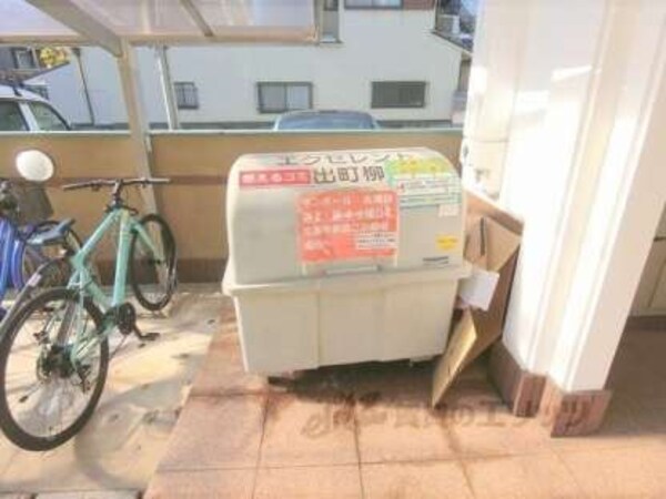 ゴミ置き場