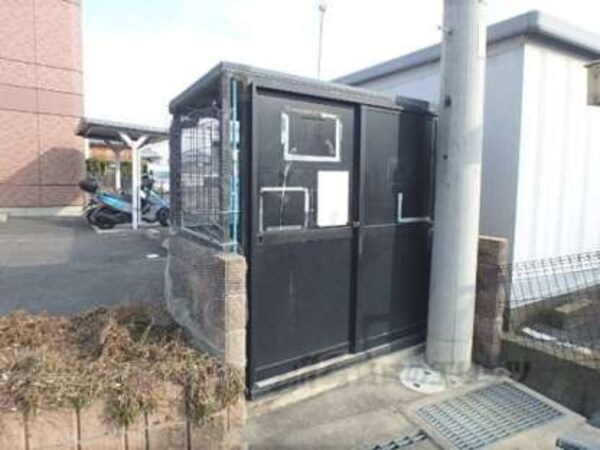 ゴミ置き場