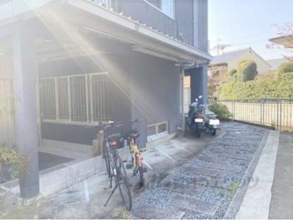 駐輪場