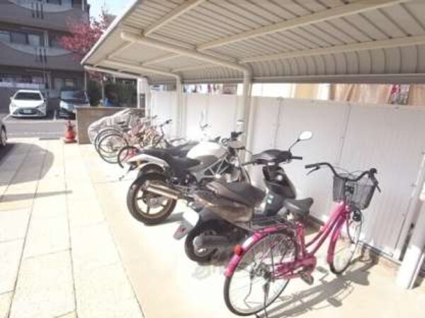 駐輪場