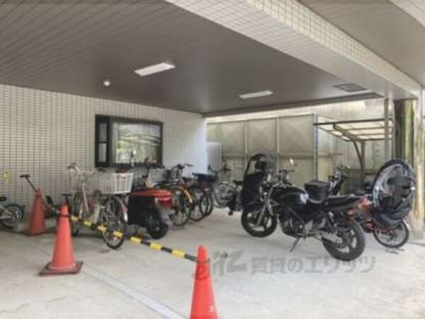 駐輪場
