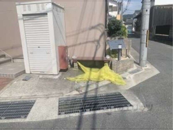 ゴミ置き場