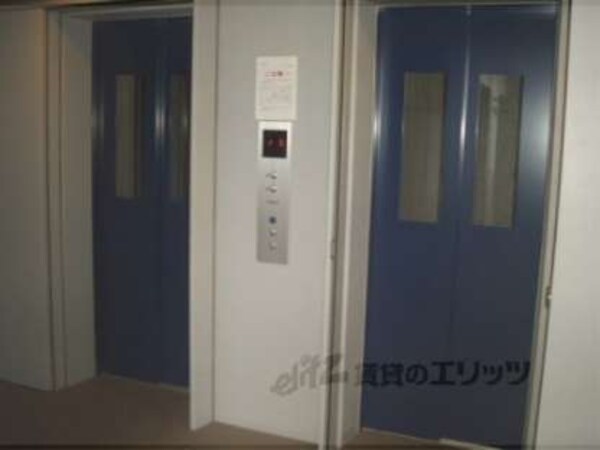 エレベーター