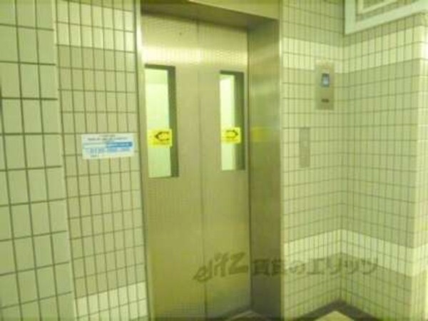 エレベーター