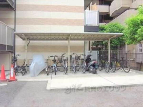 駐輪場