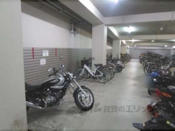 駐輪場