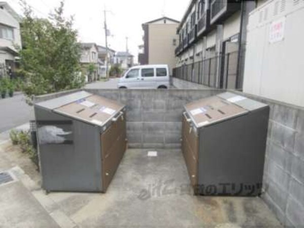 ゴミ置き場