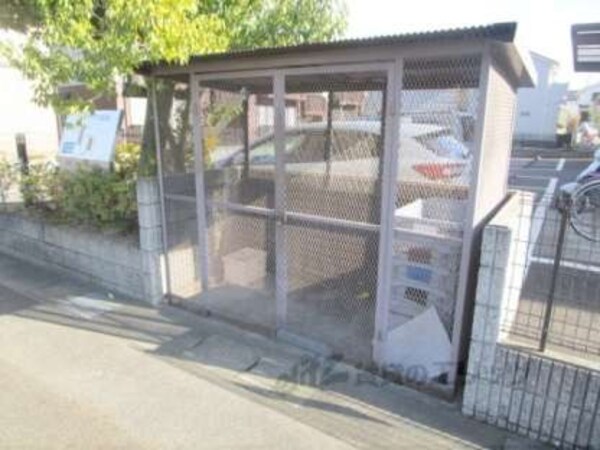 ゴミ置き場