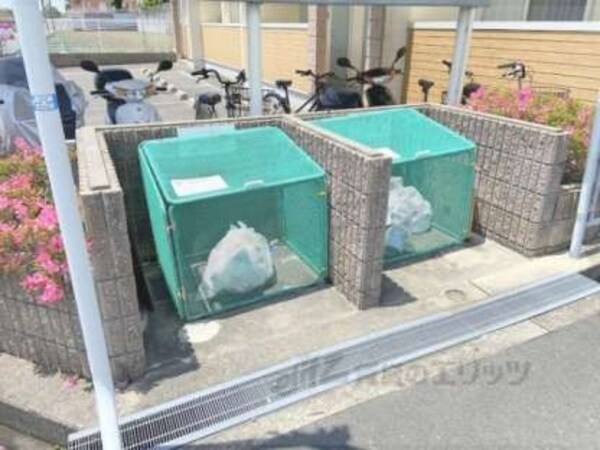 ゴミ置き場