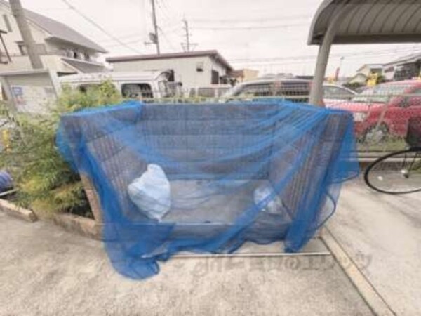 ゴミ置き場