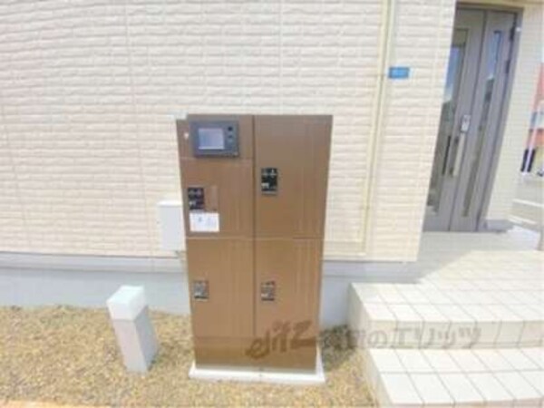 宅配ボックス