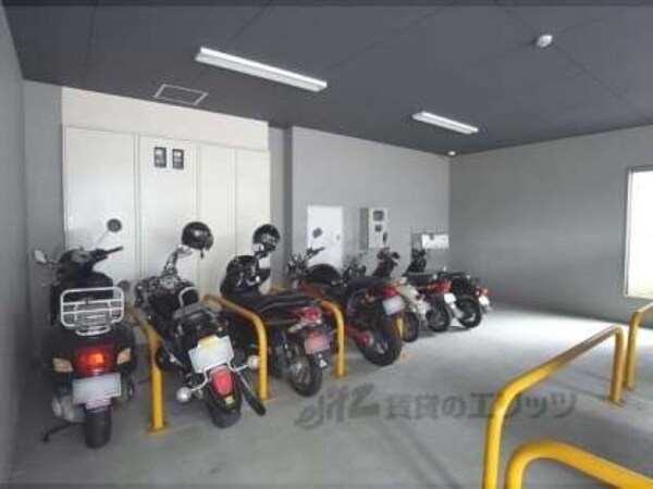 駐輪場