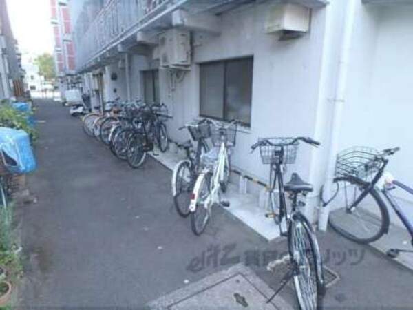 駐輪場