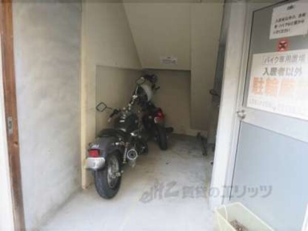 駐輪場