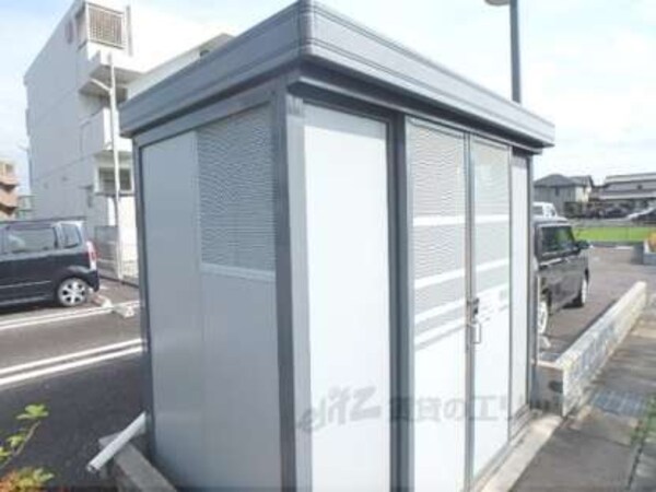 ごみ収集場