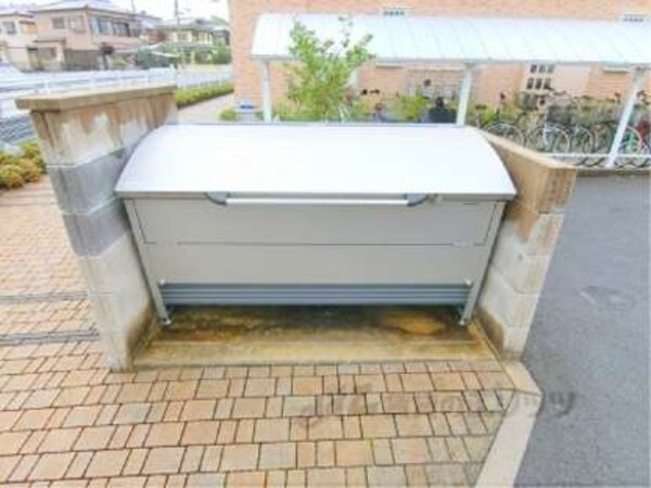 ゴミ捨て場
