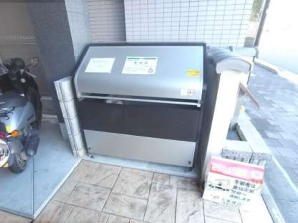 ゴミ置き場