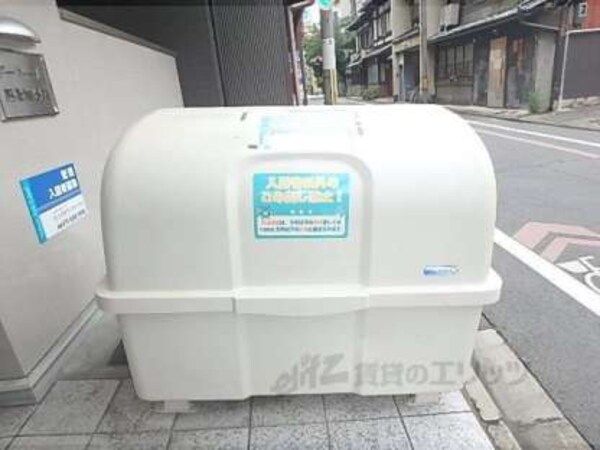 ゴミ置き場