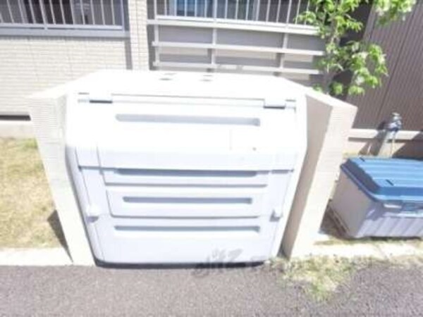 ゴミ置き場
