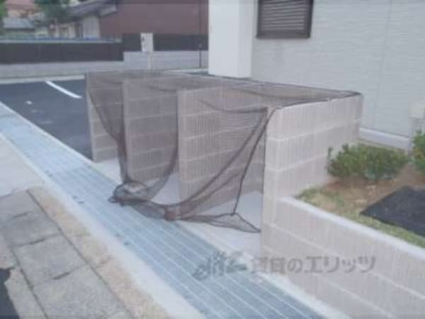ゴミ置き場