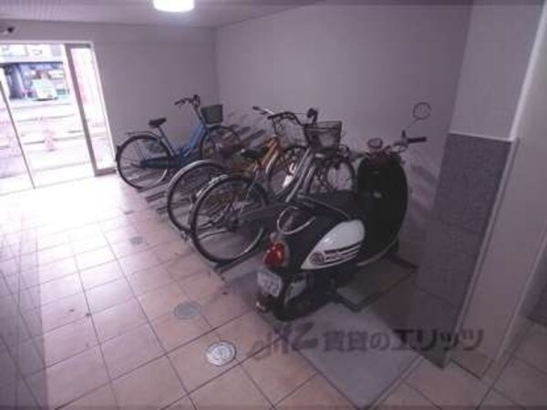 駐輪場