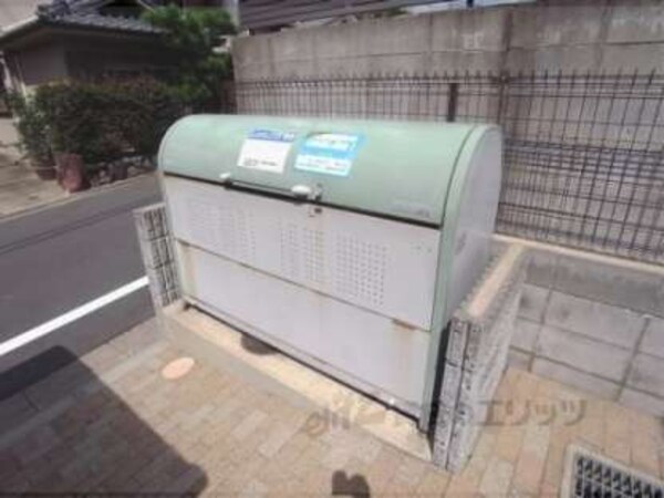 ゴミ置き場