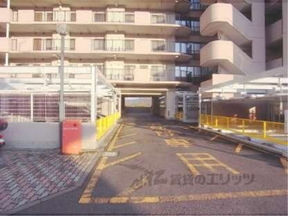 レックスガーデン大津南郷リオの駐車場