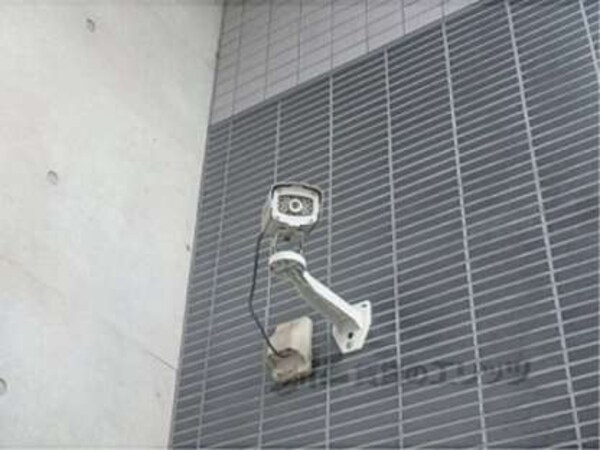 監視カメラ