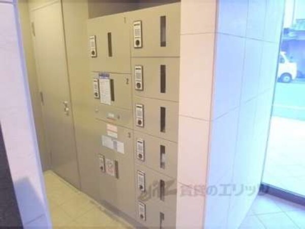 宅配ボックス
