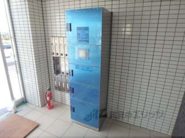 宅配ボックス