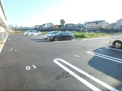 グランフェリスの駐車場