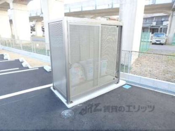 ゴミ回収所