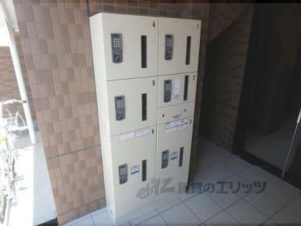 宅配ボックス