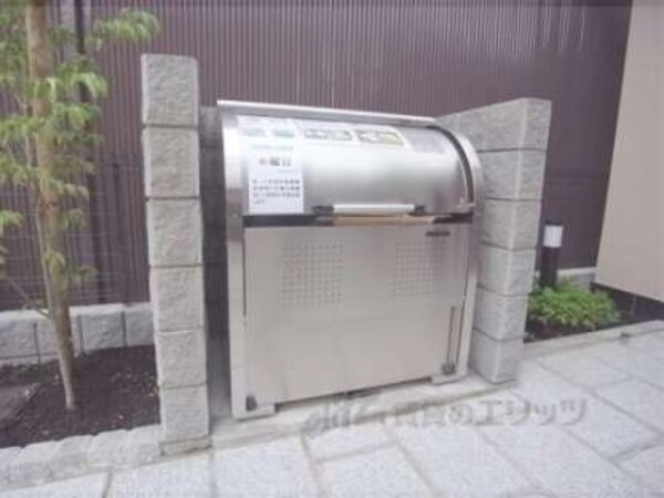 ゴミ置き場