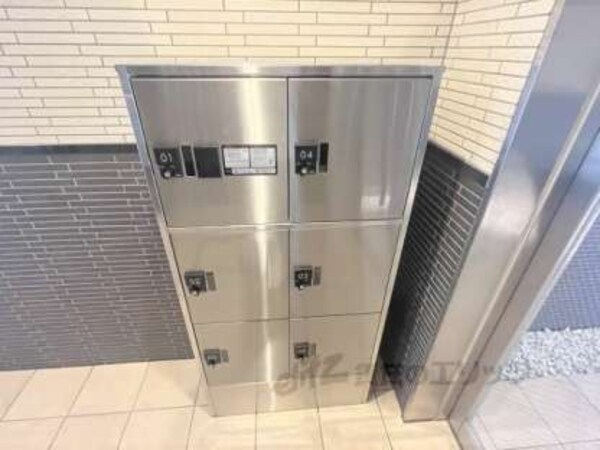 宅配ボックス