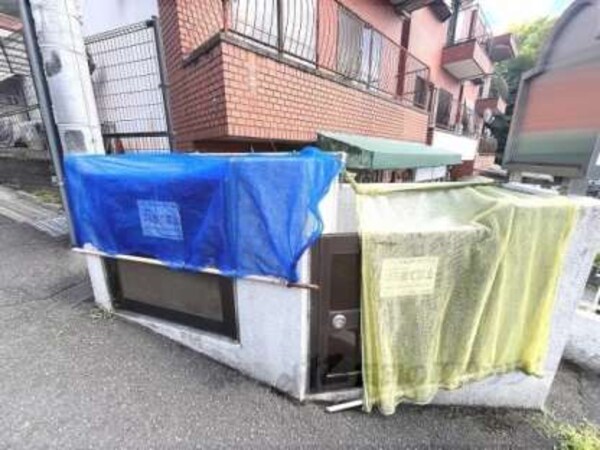 ゴミ置き場